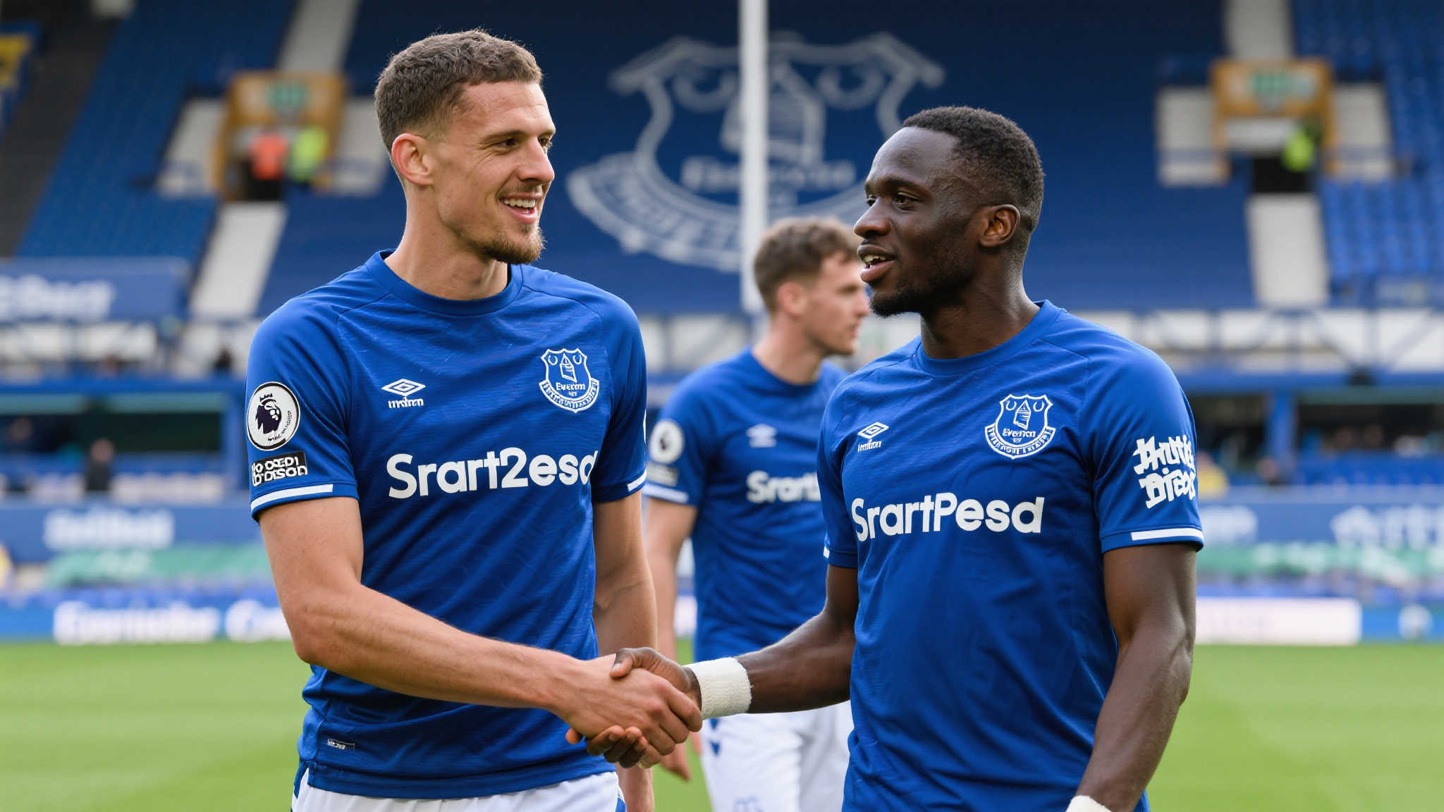 埃弗顿转会繁忙,与布兰斯维特和盖耶续约谈判进行中 埃弗顿转会繁忙,与布兰斯维特和盖耶续约谈判进行中